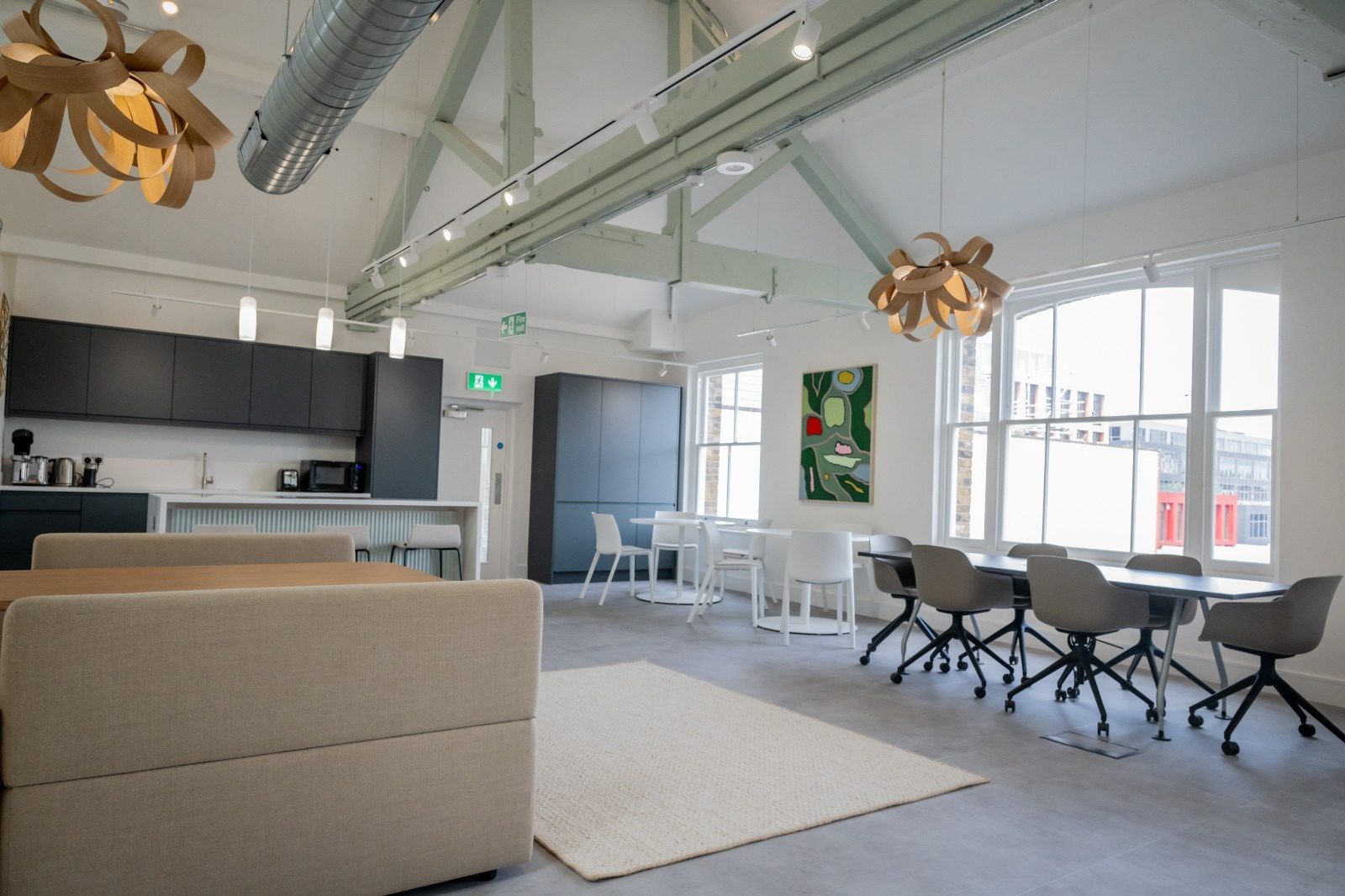 Office breakout area lighting and small power maintained under a commercial maintenance contract